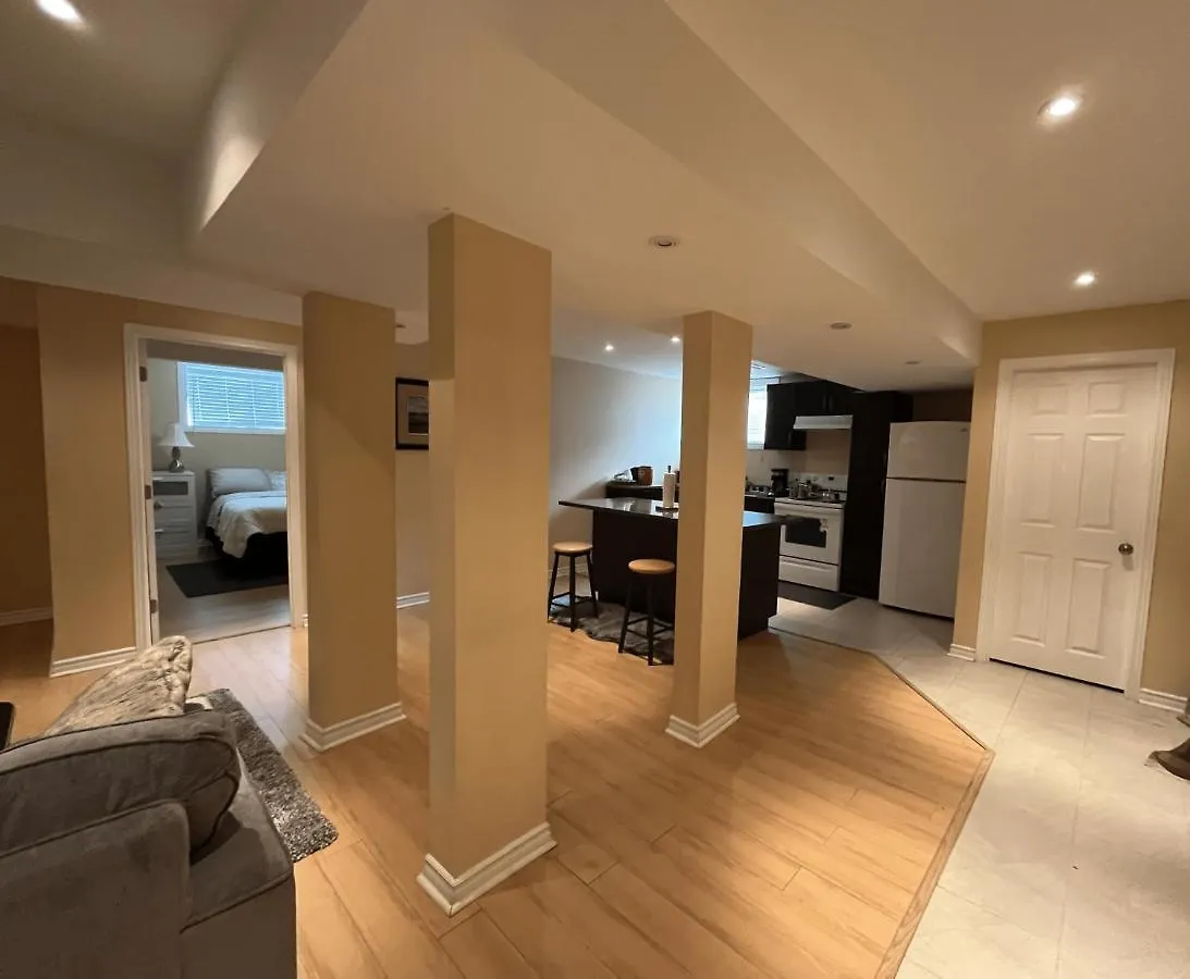 Ottawa Airport Sweet Suite Apartment